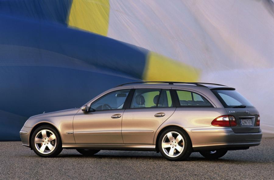  Mercedes-Benz E-Class Estate 2002 года  (фото 28 из 50)